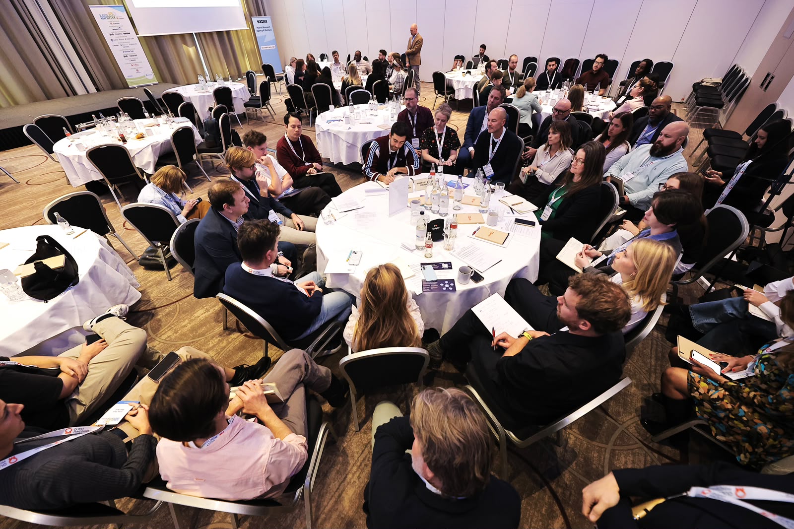 MRMW Europe 2026 – Roundtable discussion Market research professionals participating in roundtable discussions at MRMW Europe 2026 in Berlin